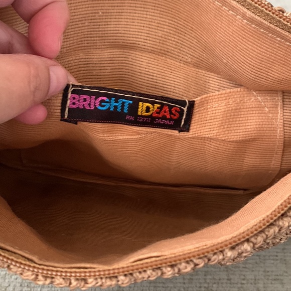 Very nice crocheted hand clutch very bohemian. - Picture 5 of 5